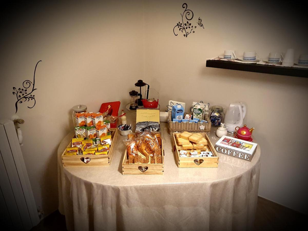 B&B Tre Passi Dalla Torre Montesarchio Exterior photo