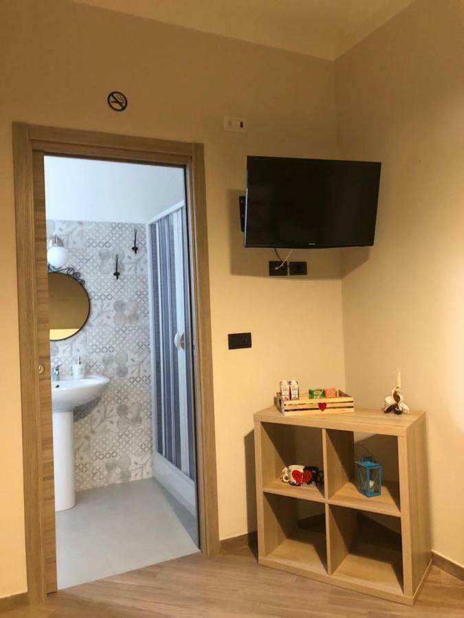 B&B Tre Passi Dalla Torre Montesarchio Exterior photo